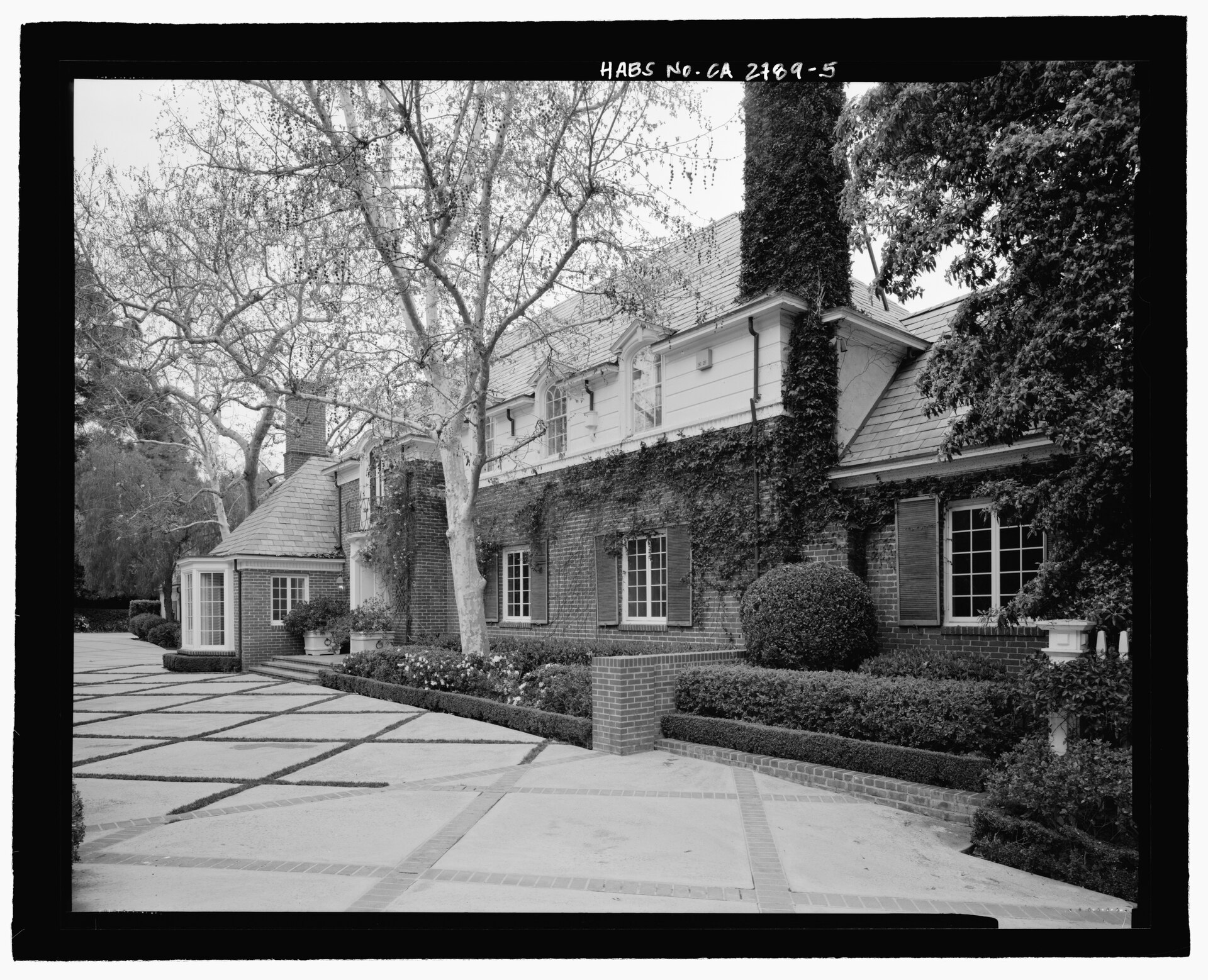 Morris Landau House, 638 North Faring Road — archival architectural photograph